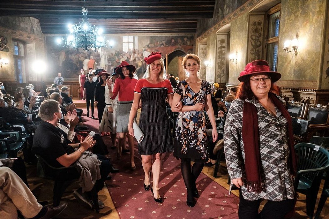 20201007132256-708a59cb-la