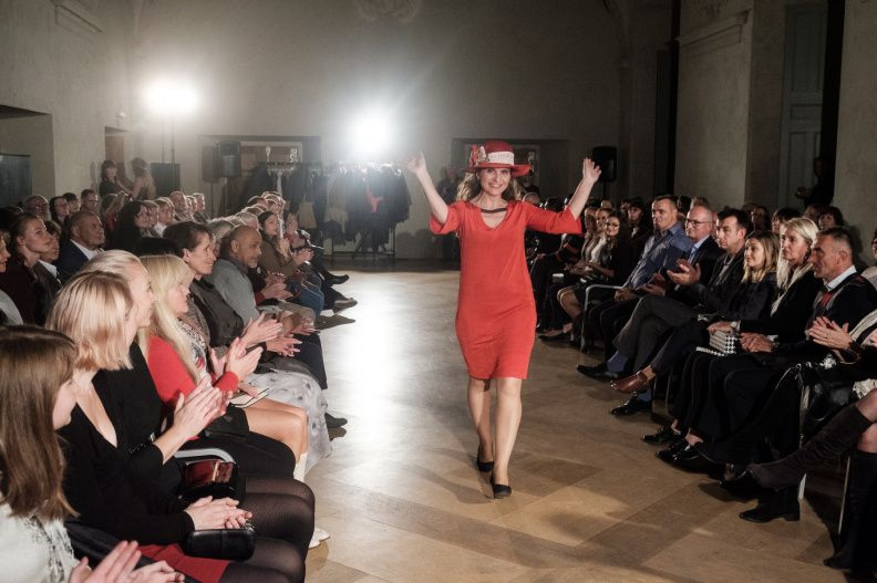 20181104200517-74d8b440-me