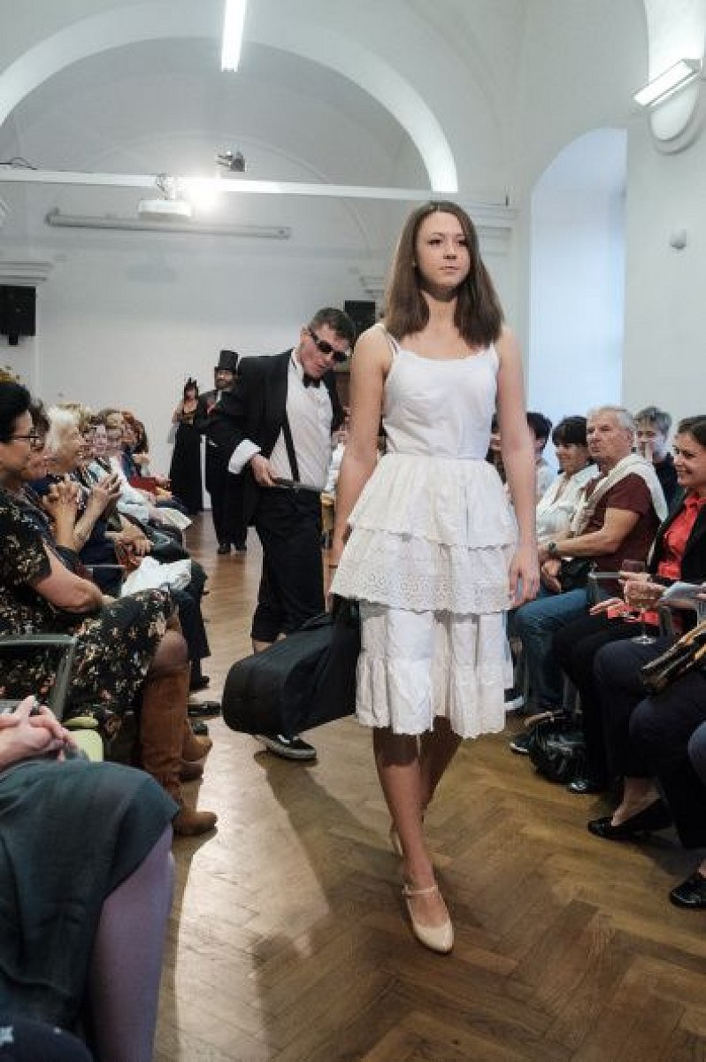 20181104174558-afe43075-me