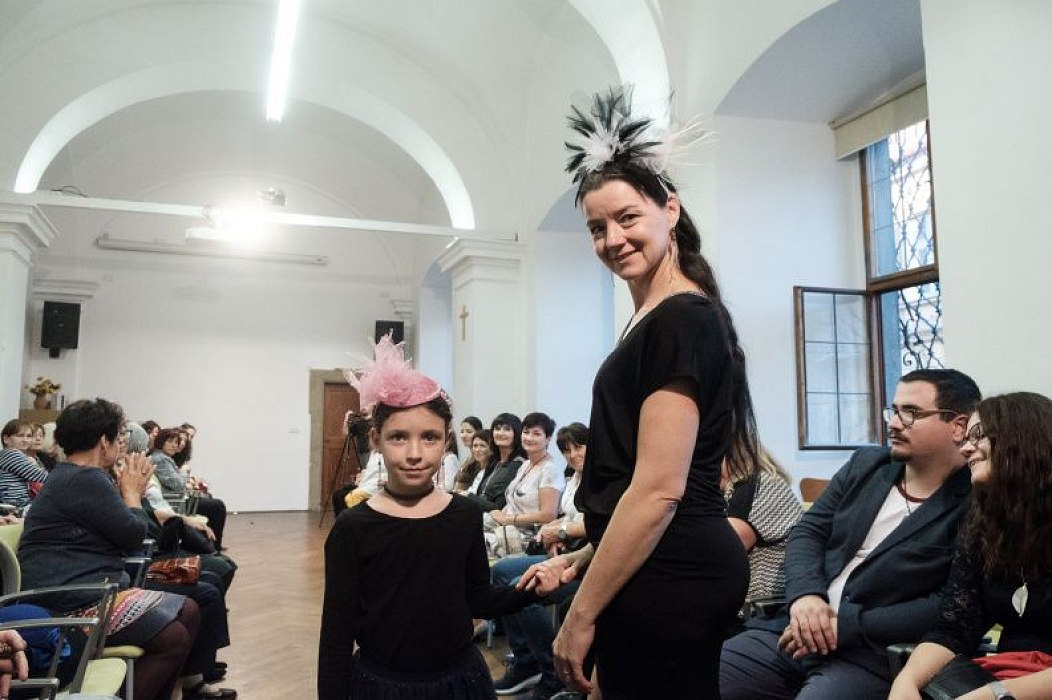 20181104182555-5e5edbb6-me