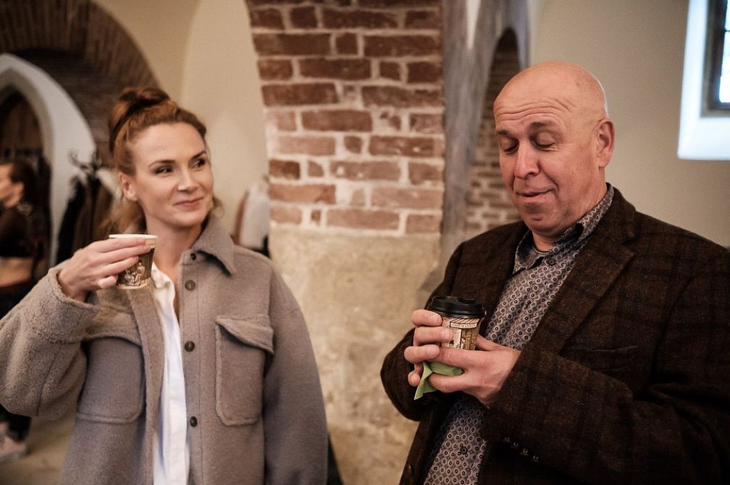 20201006230521-e8be8342-la