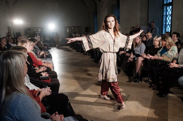 20181104193421-48a9b88e-me