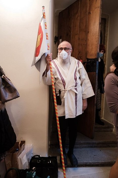 20201006230750-9c18d8bc-la