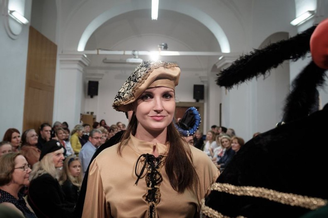 20191107214916-056d7393-me