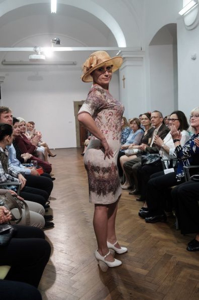 20181104162923-64b1969d-me