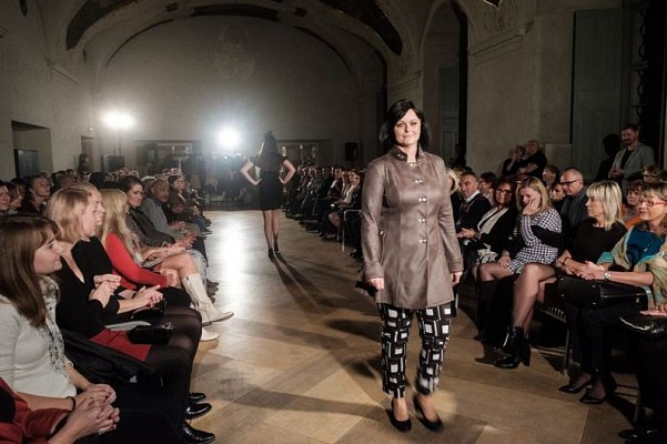 20181114192304-e872c504-me