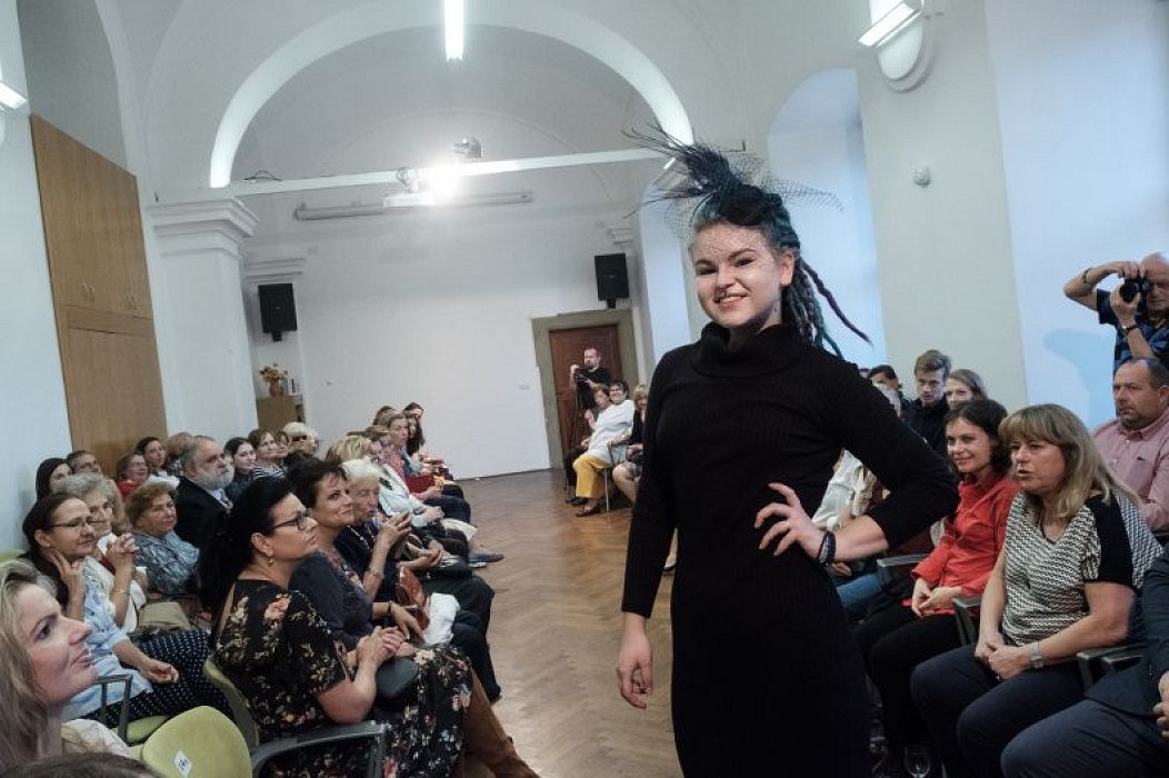 20181104180703-1cf5037b-me