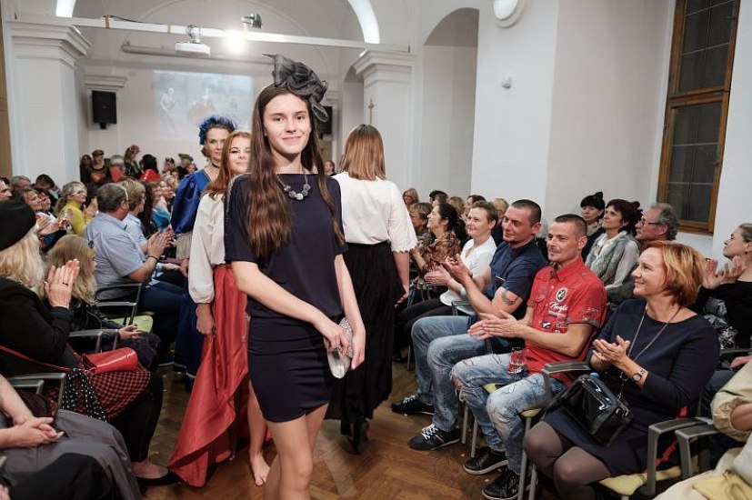 20191107224256-0c36e0f2-me