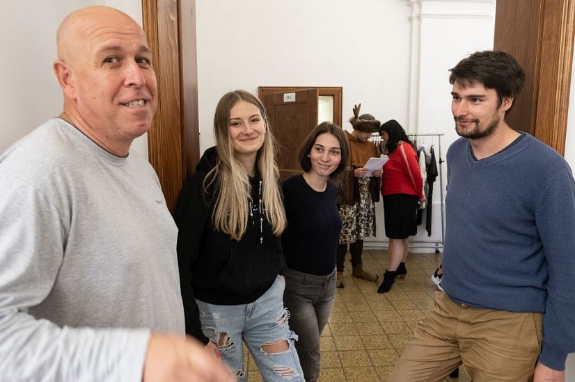 20191107203231-1b1bd315-la