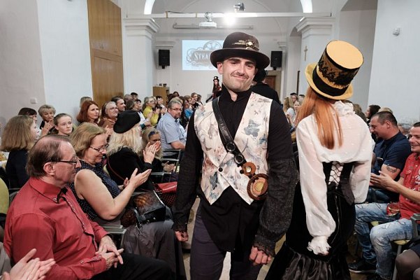 20191107222158-1e26dcf0-me