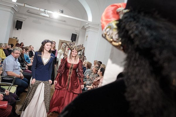 20191107214926-7893a320-la