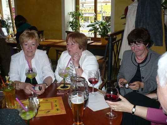 20160426234454-9c76837a-me