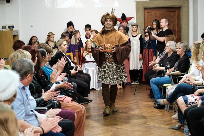 20191107214525-fa4f8cc7-me