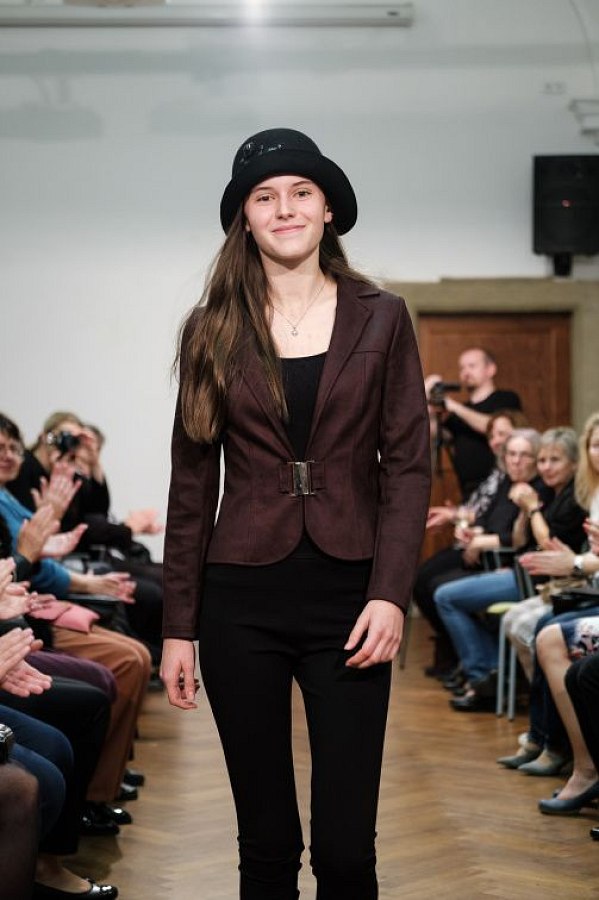 20191107210106-09594817-la