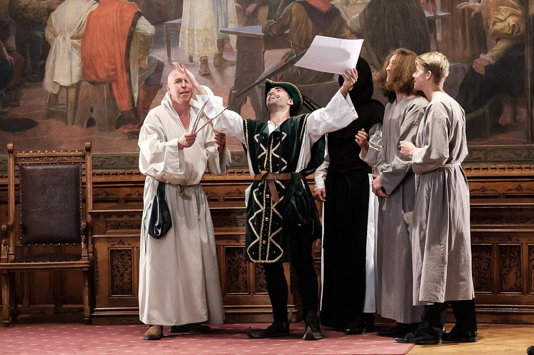 20201007130518-33483f9b-la