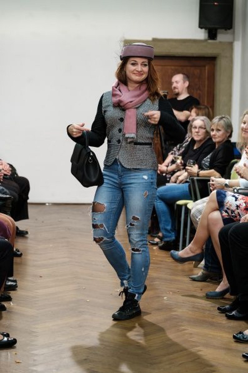 20191107215913-605f2d48-me