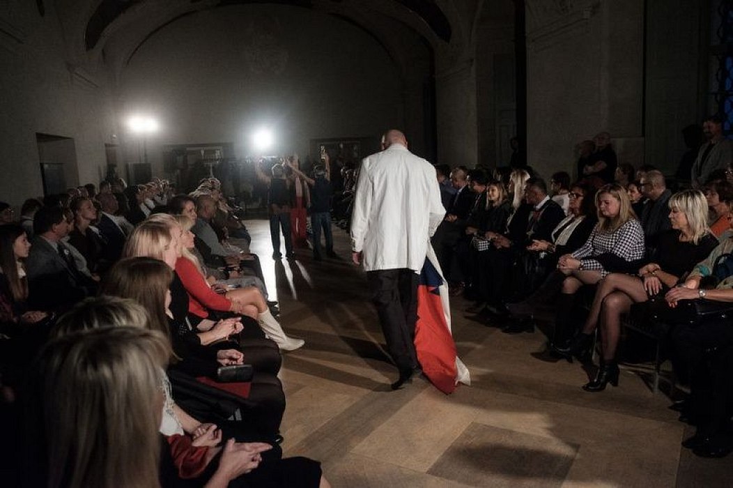 20181114191657-84301e23-me