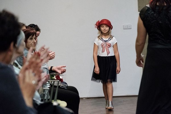 20181104182730-dbc4f1d2-me