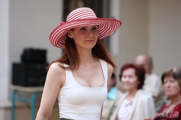 20170629215650-f956b3bb-me