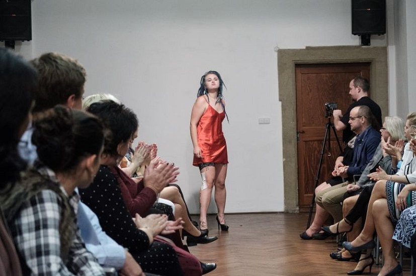 20181104163730-d843f7f7-me