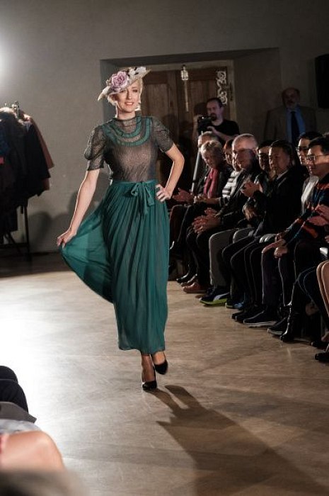 20181104193818-49cf0866-me