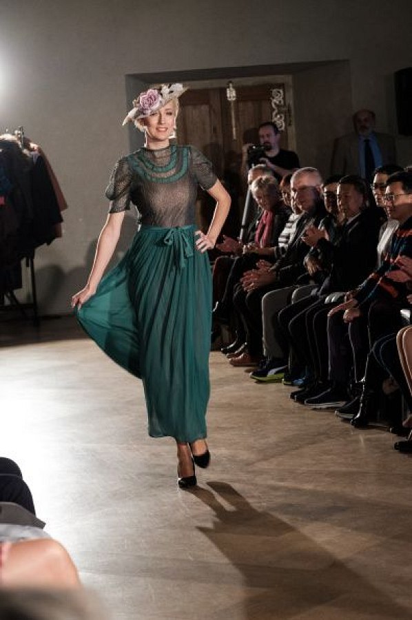 20181104193818-49cf0866-me