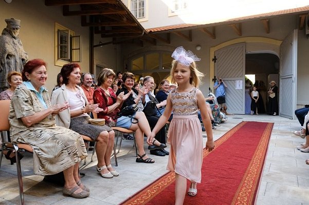 20170629231550-c2680b5b-me