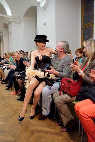 20170401174045-59580035-me