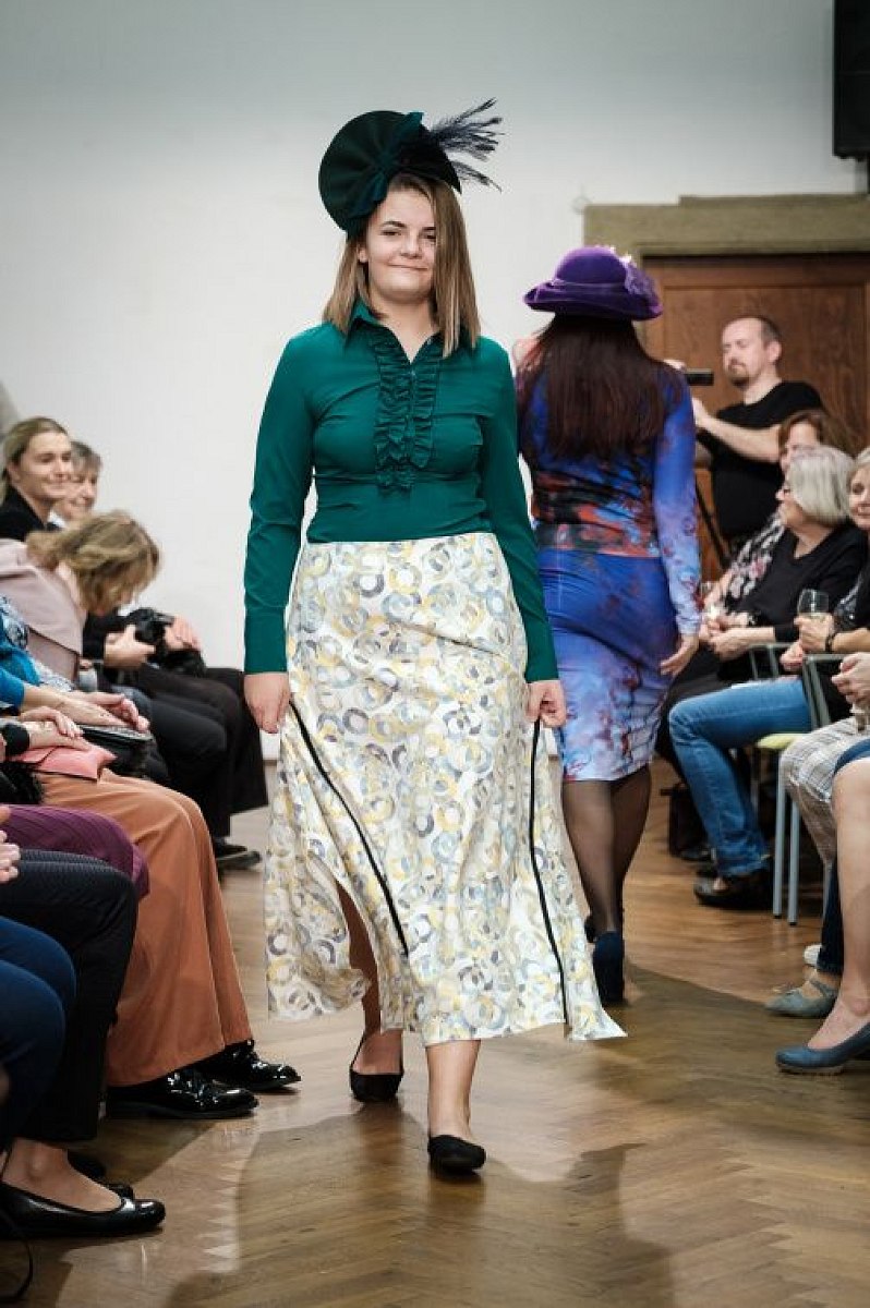 20191107210921-33d17f62-la