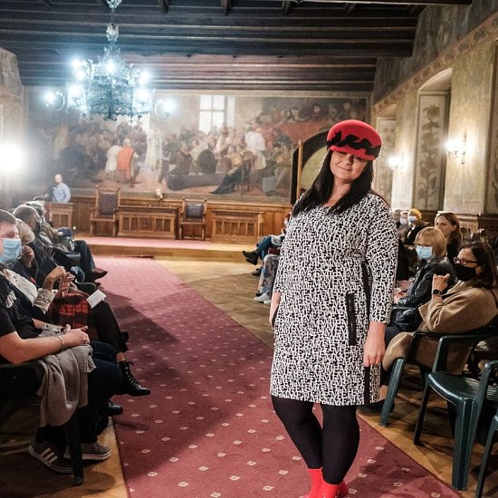 20201007010133-ec52859c-la