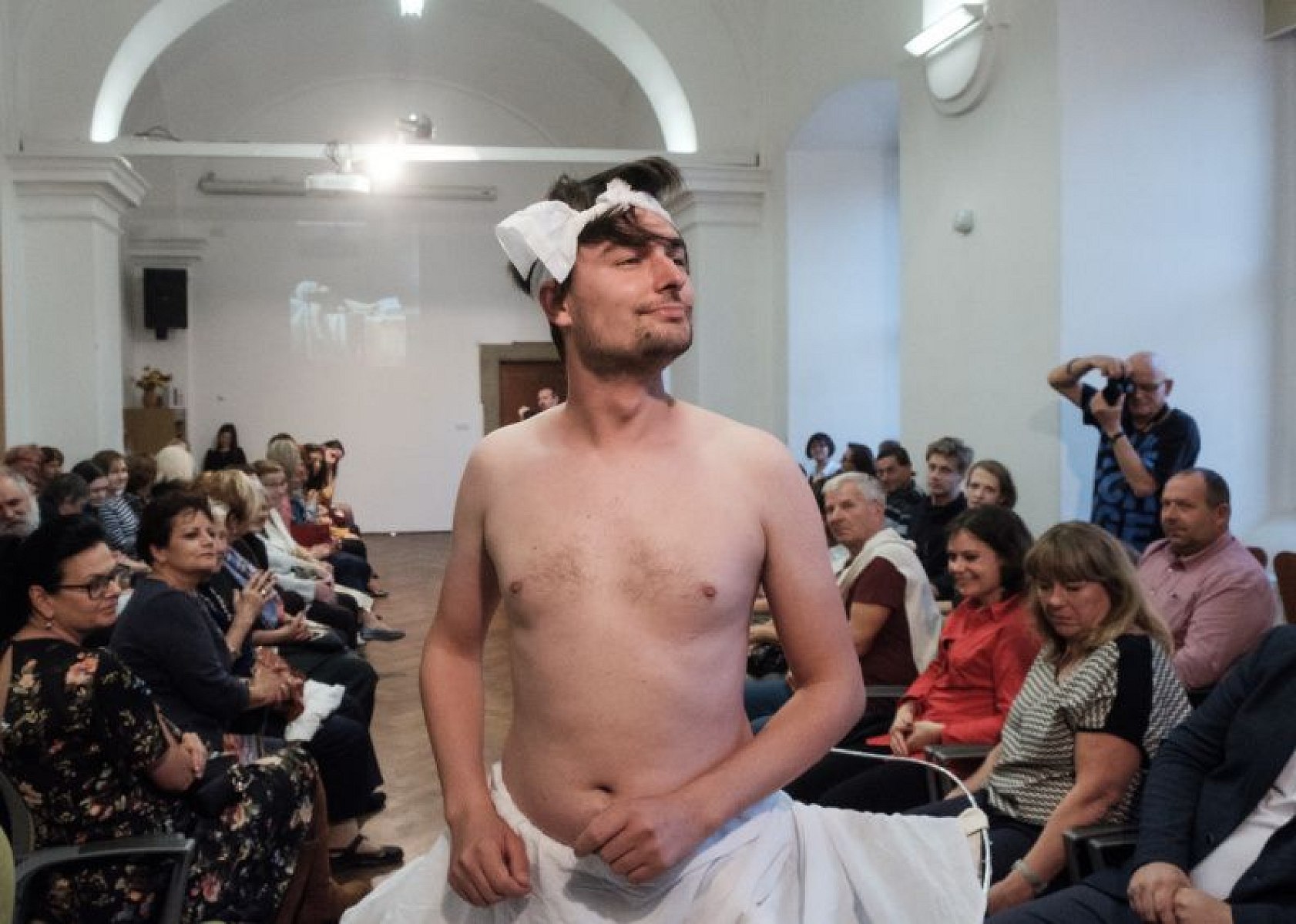 20181104181652-ae038026-me