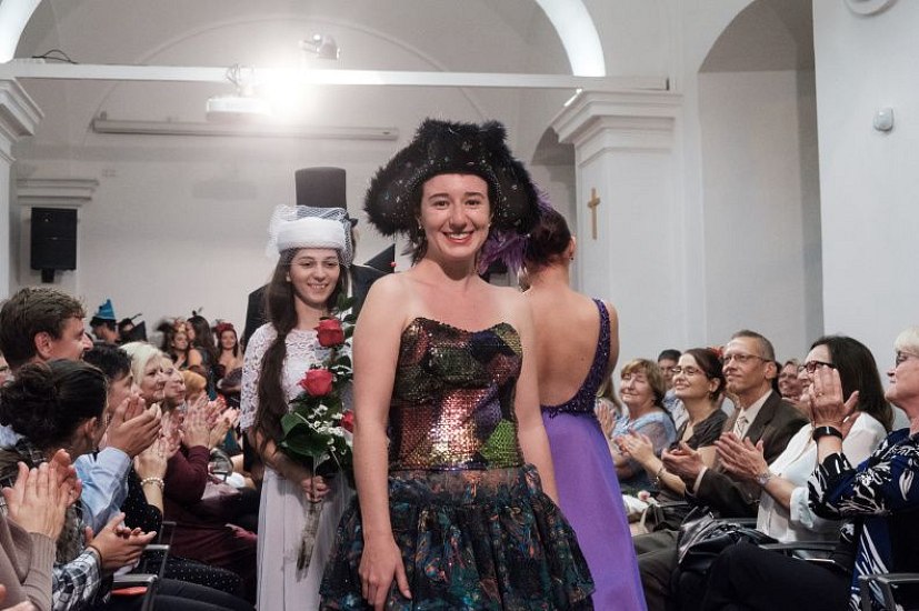 20181104171628-cabe341a-me