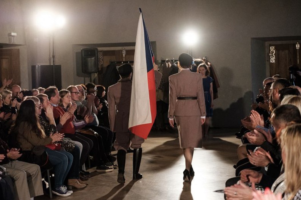 20181104192741-d4127a25-me