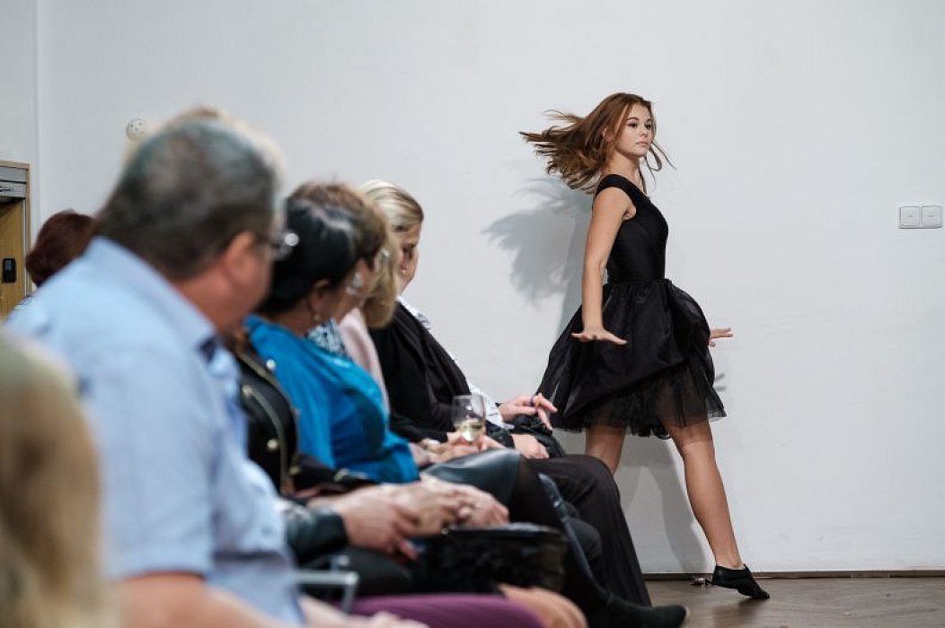 20191107221140-c8a14ddb-me