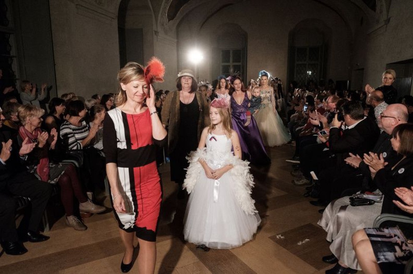 20181114192514-ece09597-me