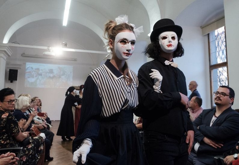 20181104181541-3d37d4f1-me