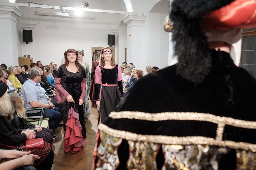 20191107214930-1c904788-me