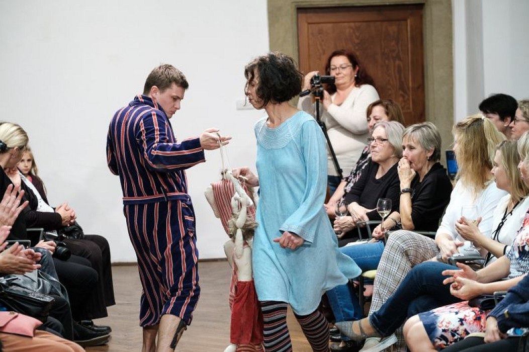 20191107212936-6e8ce8b6-me