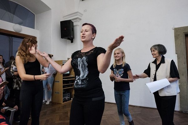 20181104145013-571b7537-me