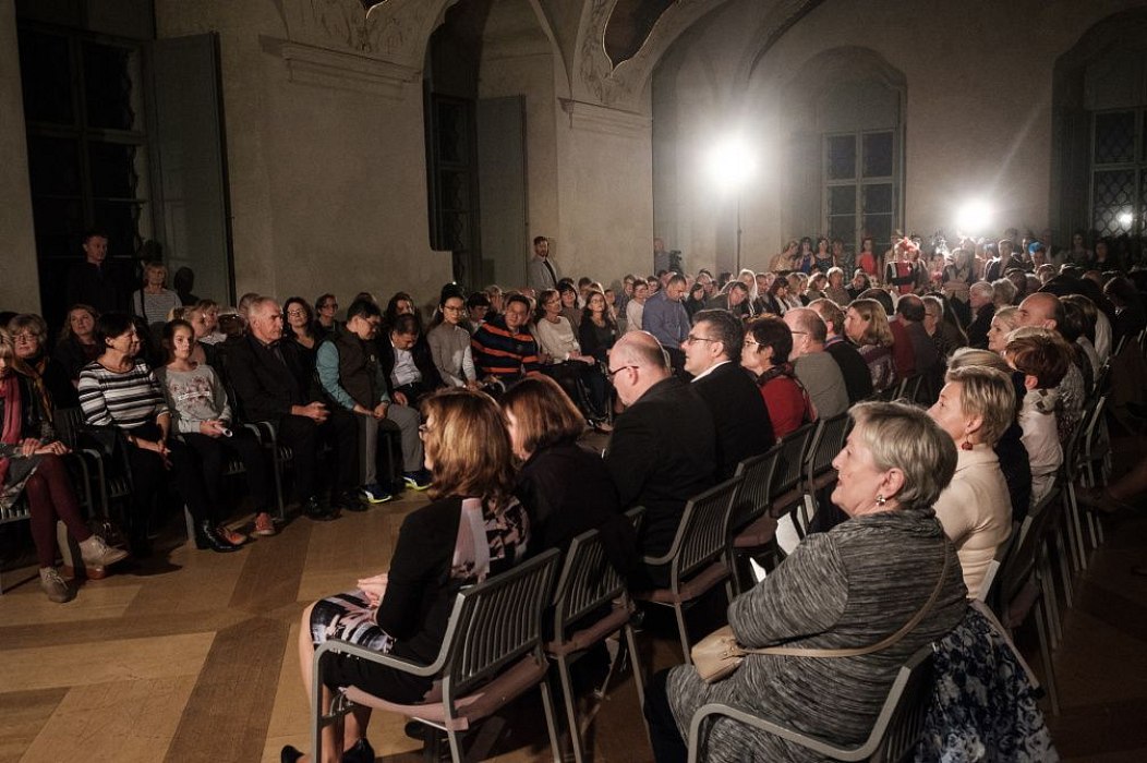 20181104201645-8618337a-la