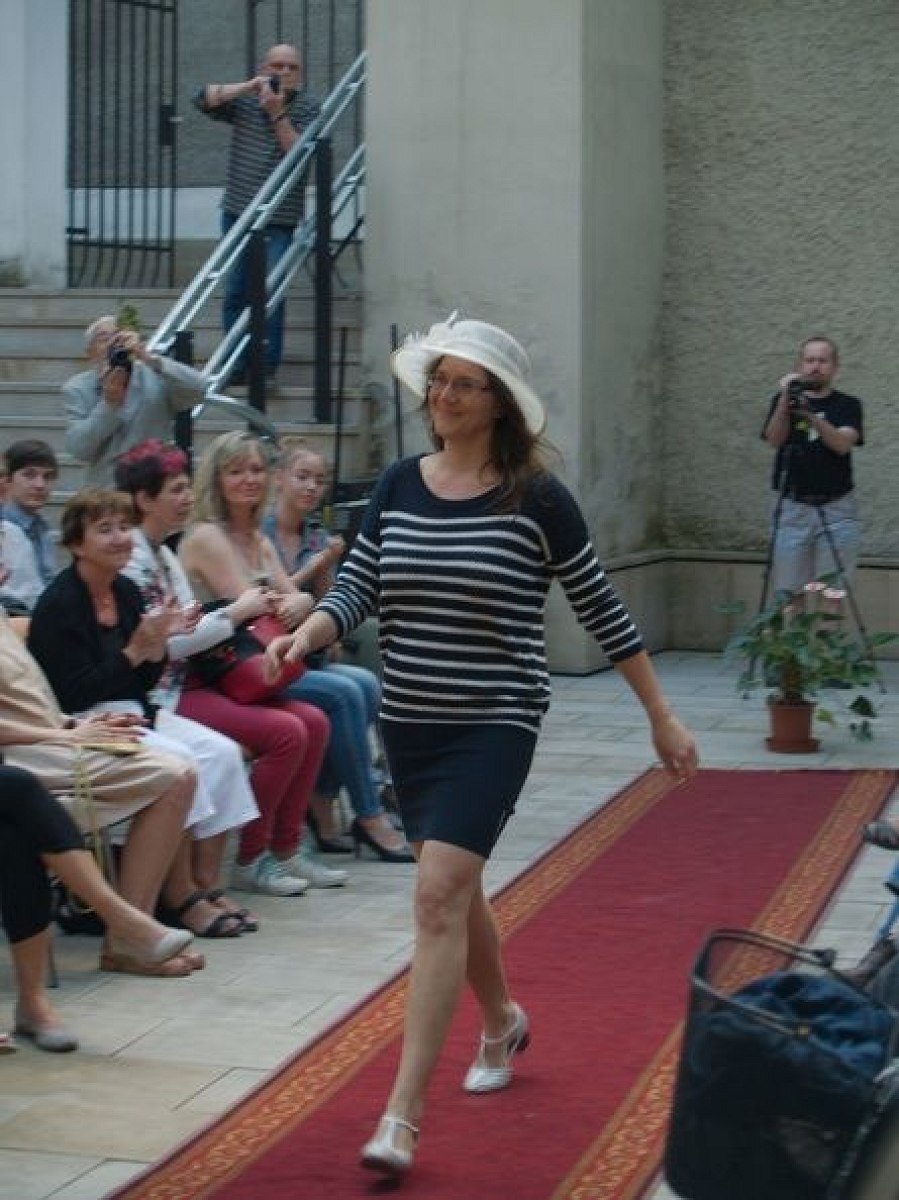 20170629215748-ad6dd0f0-me