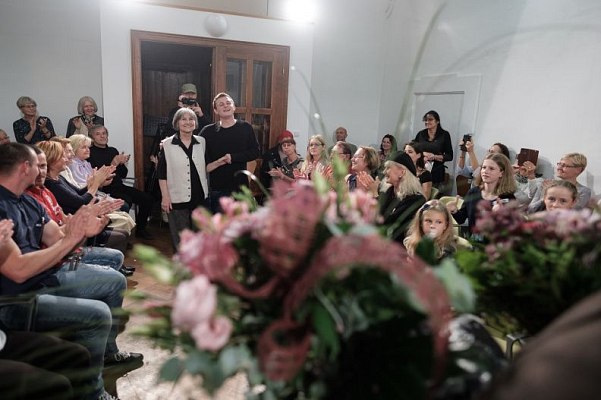 20191107224453-8a59c381-me