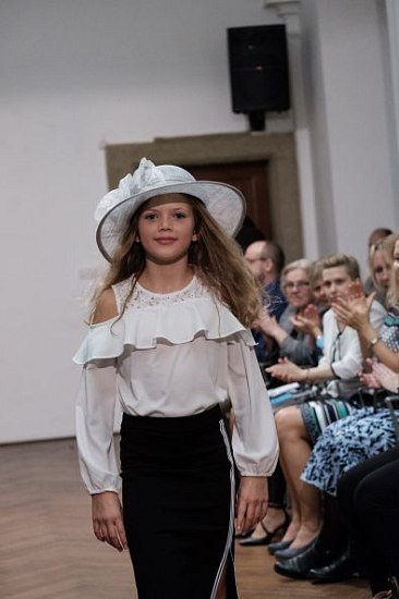 20181104162945-813f0f47-me