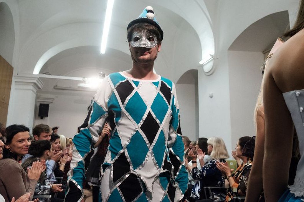 20181104171339-a9800759-me