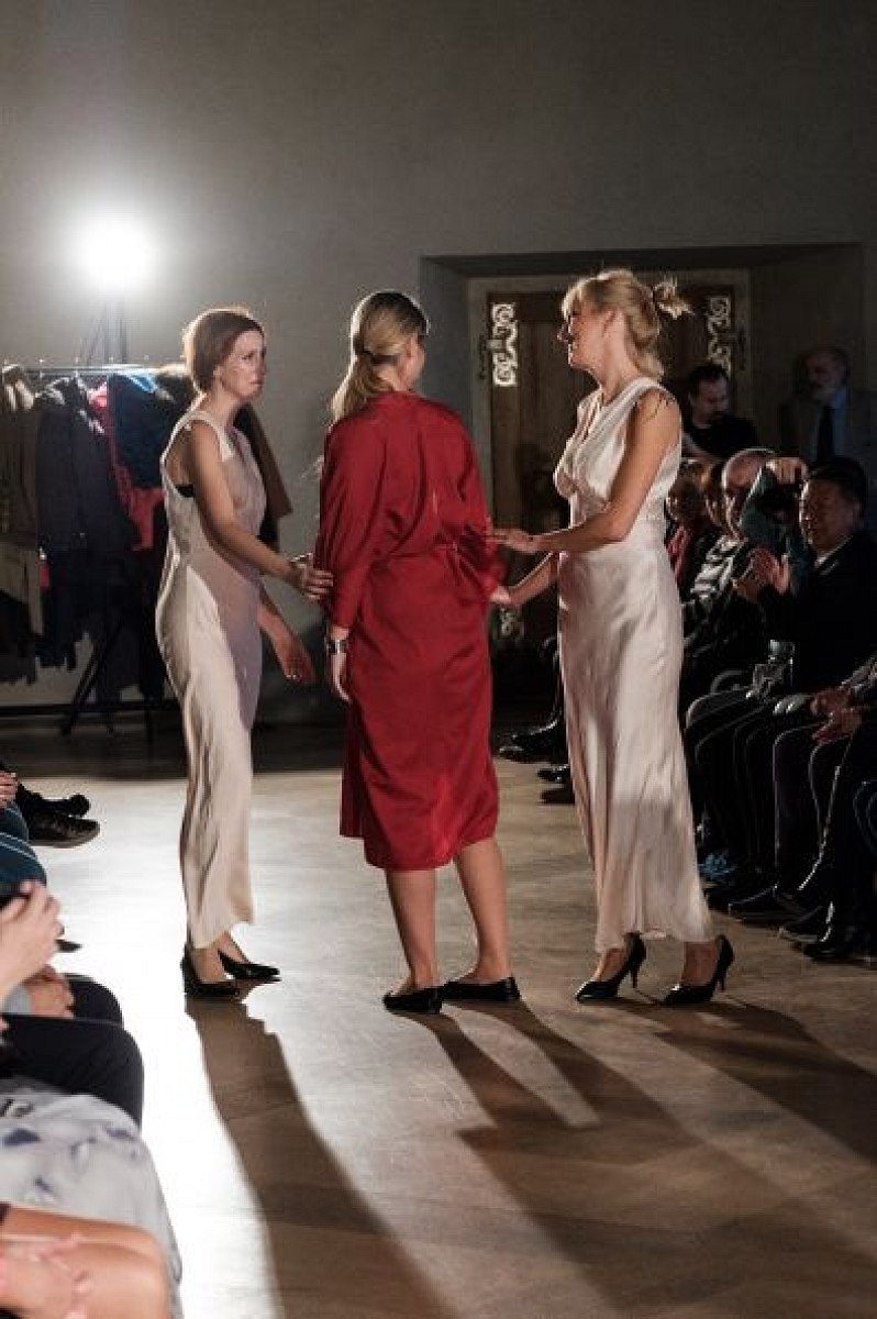 20181104193324-bdf074a3-me