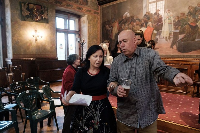 20201006230733-63c1bba0-la