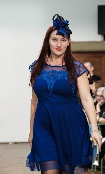 20191107222316-acb568a2-me