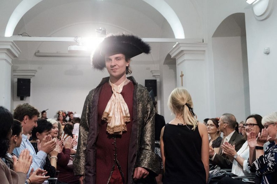 20181104171714-96fc3dac-me