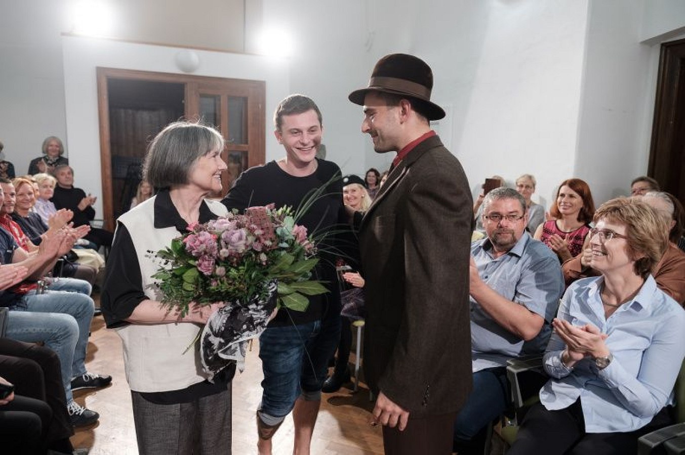 20191107224518-fd7084e3-me