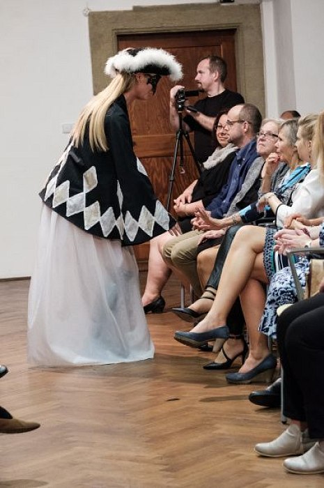 20181104170904-e335d2ae-me